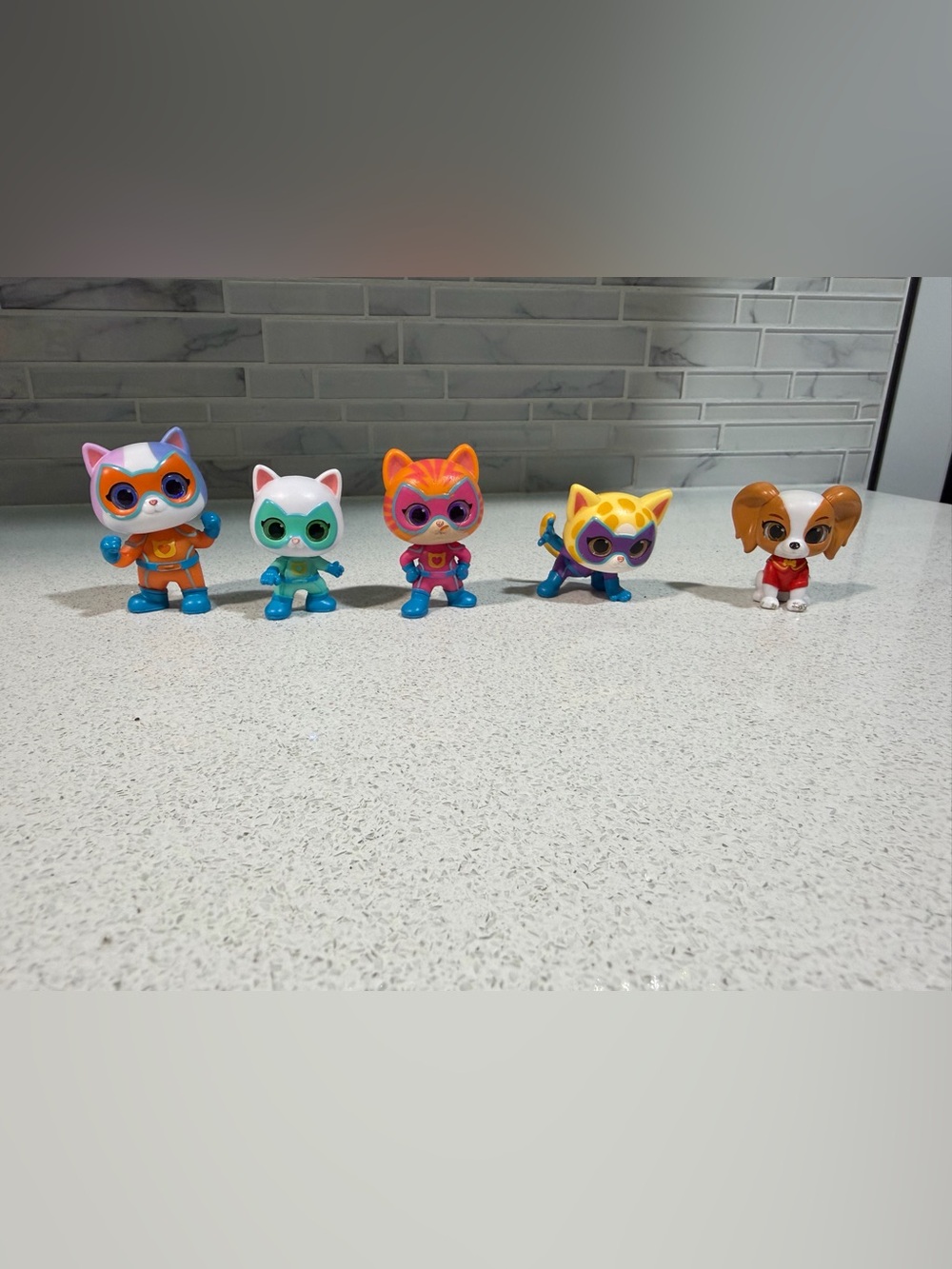 SUPER KITTIES Colorful Cat & Puppy Heroes Figurine Set - Multicolor Playset